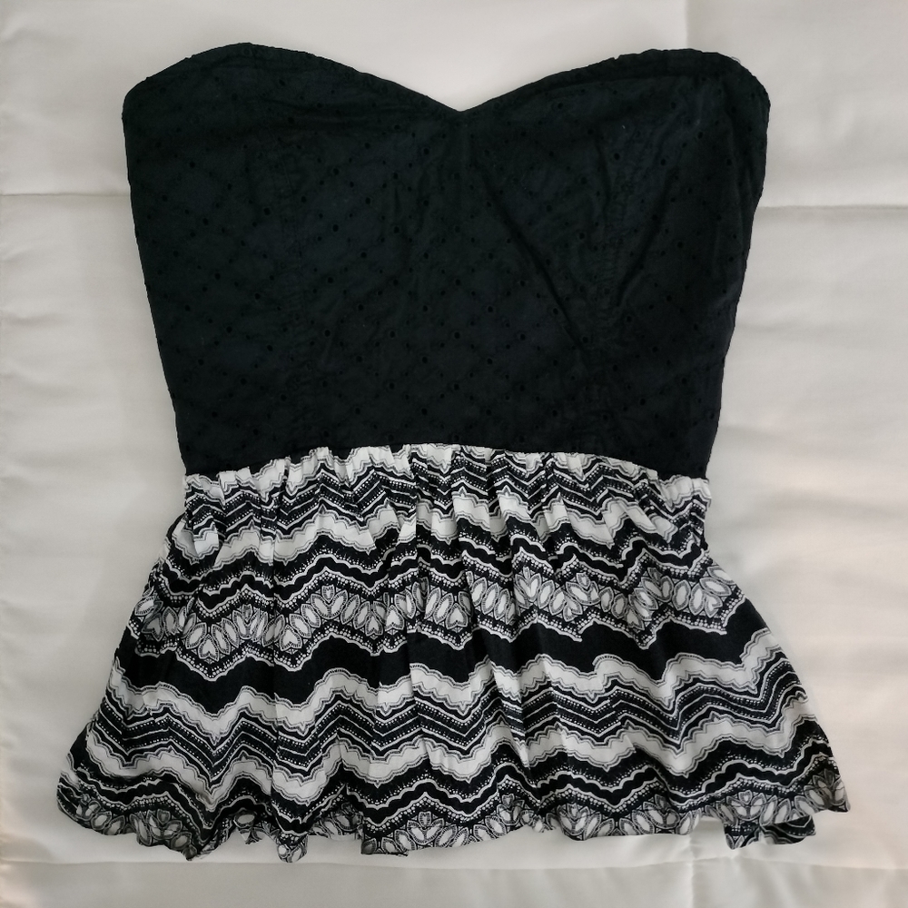 Kendall & Kylie Strapless Top
